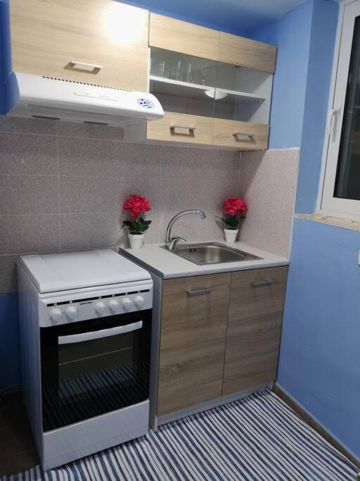 Valantas Garden Suite لاردوس المظهر الخارجي الصورة